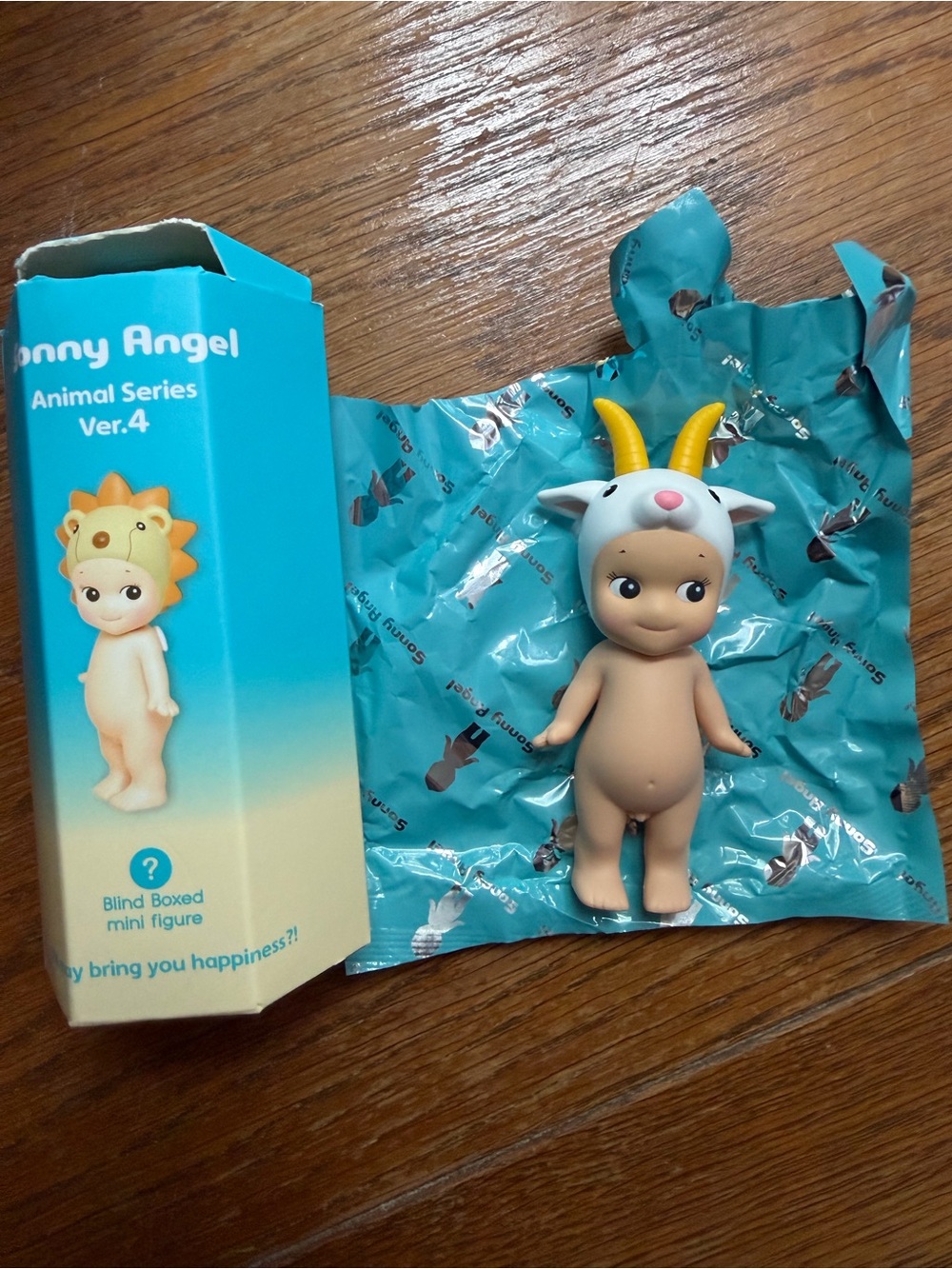 Authentic Sonny Angel animal v4 goat